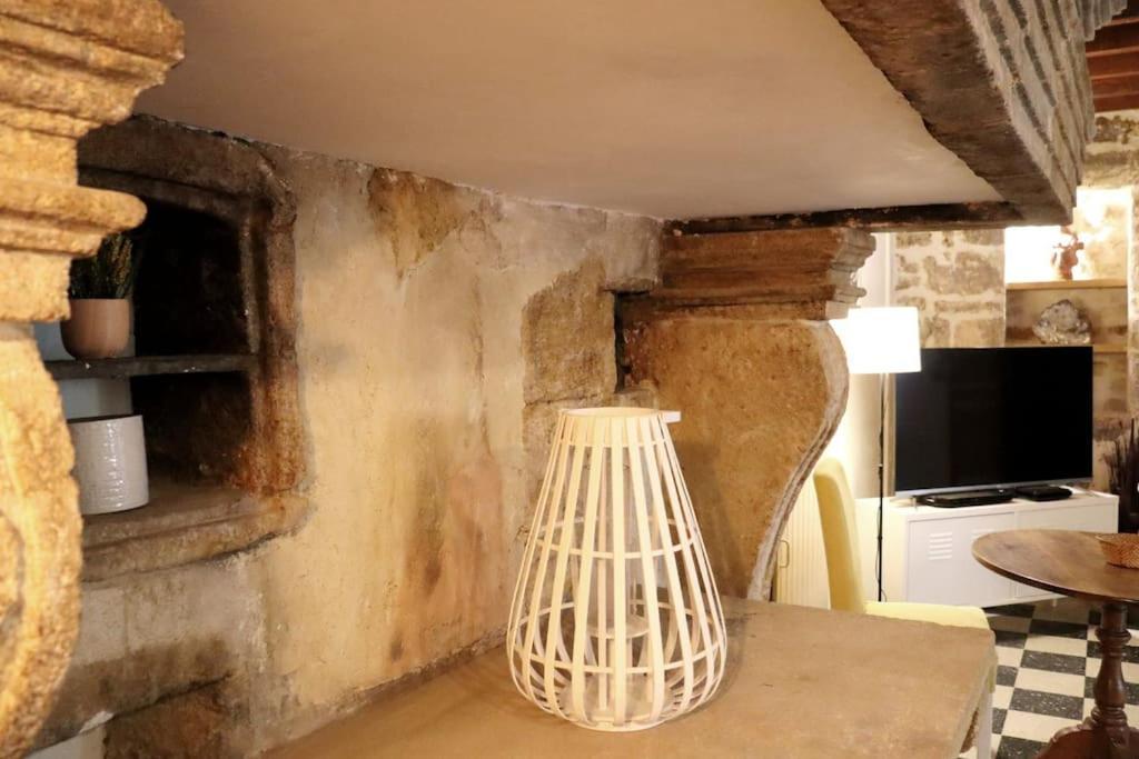 Appartamento Entre Uzes Et Le Pont-Du-Gard Le Logis D'Autrefois Castillon-du-Gard Esterno foto